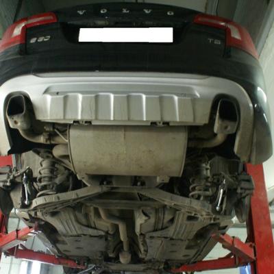Volvo В автосервисе на обслуживании