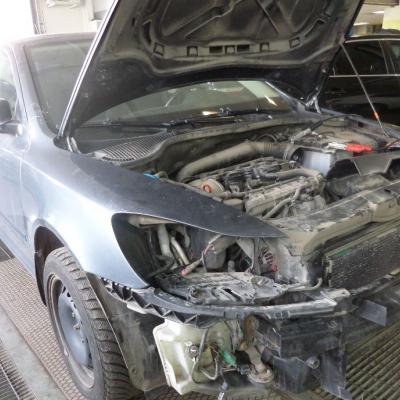 автомобиль в ремонте